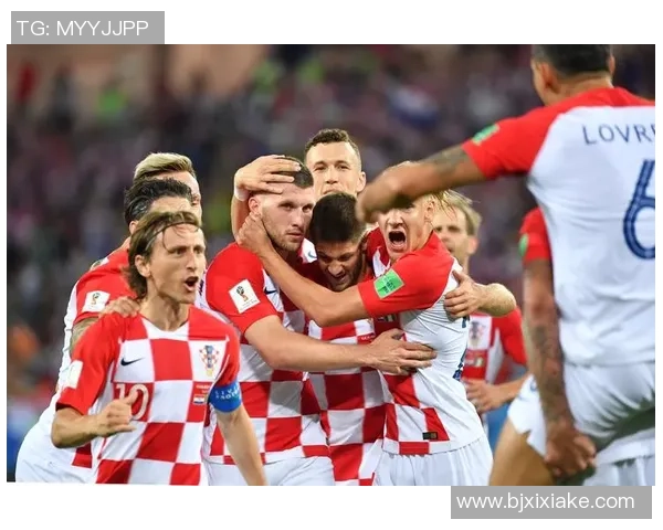 德甲焦点战莱比锡逆转多特蒙德红牌事件引发全场热议