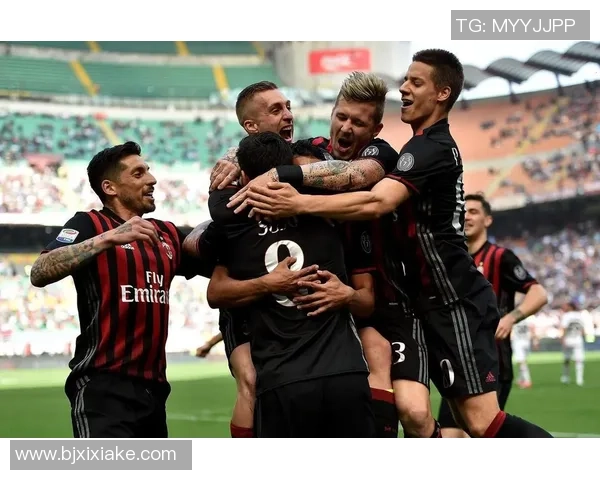 友谊赛精彩回顾拜仁逆转AC米兰乌龙球引发热议与转会传闻