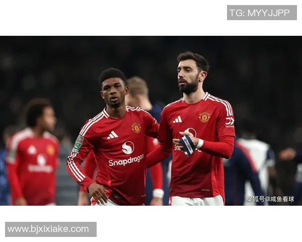 曼城与曼联友谊赛平局引发全场热议精彩瞬间回顾与赛后分析