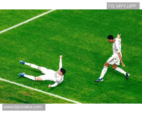 欧联杯精彩对决尤文图斯凭神扑战胜皇马全场沸腾