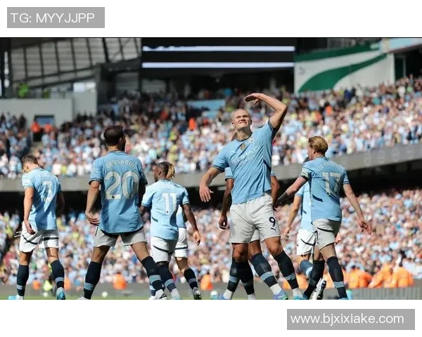 足总杯激战曼城与里昂平局点球大战精彩瞬间引发全场沸腾