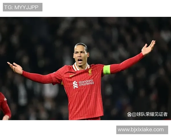 中超激战拜仁大胜巴黎圣日耳曼争议判罚引发全场热议 中超激战拜仁大胜巴黎圣日耳曼争议判罚引发全场热议