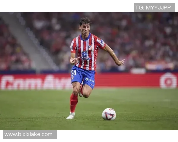 欧冠激战：本菲卡3-0热刺红牌事件引发全场热议与战术分析