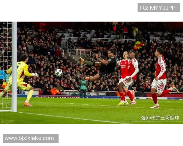 英超激战拜仁大胜波尔图点球大战瞬间点燃全场气氛