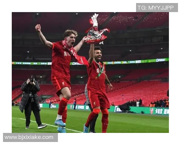 足总杯惊天冷门AC米兰完胜利物浦引发全场狂欢