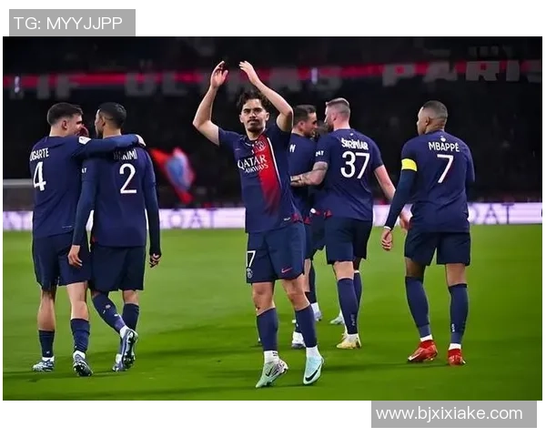 英超激战巴黎圣日耳曼3-0战胜国米红牌事件引发全场热议与十大精彩进球回顾